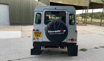 Land Rover Defender 90 TD5 XS SW full