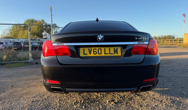 2010 BMW 7 Series 3.0 740i L full