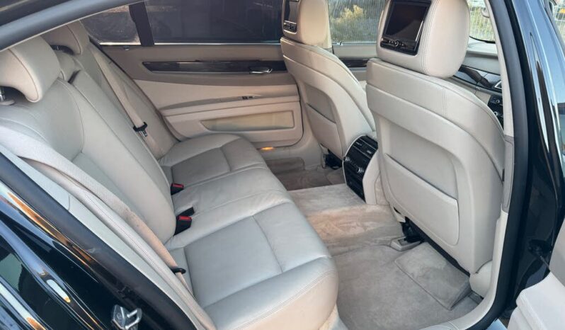2010 BMW 7 Series 3.0 740i L full