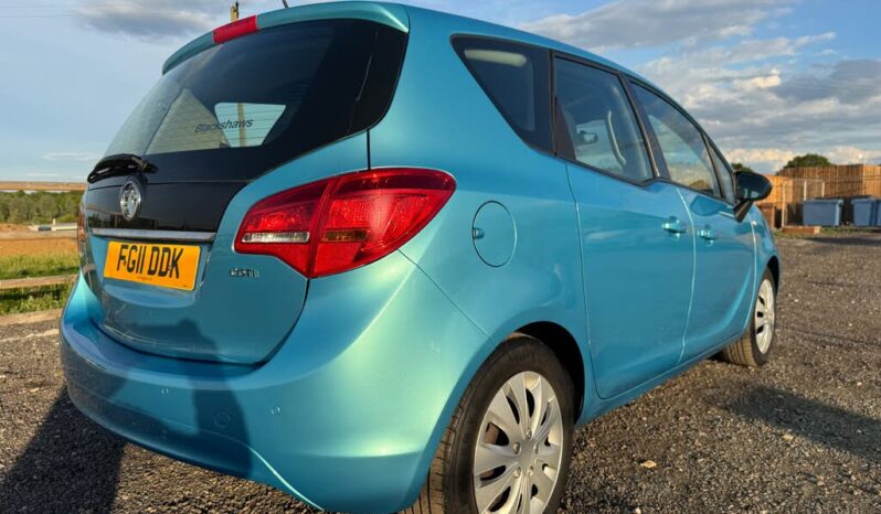 Vauxhall Meriva 1.7TD Exclusiv (100ps) full