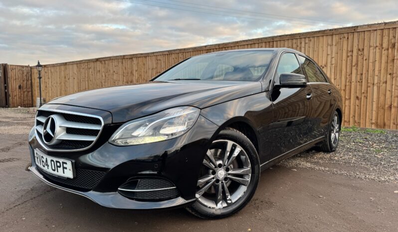 2014 Mercedes-Benz E-Class 2.1TD E300 SE Saloon 4d full