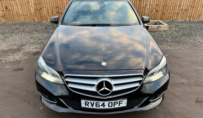 2014 Mercedes-Benz E-Class 2.1TD E300 SE Saloon 4d full