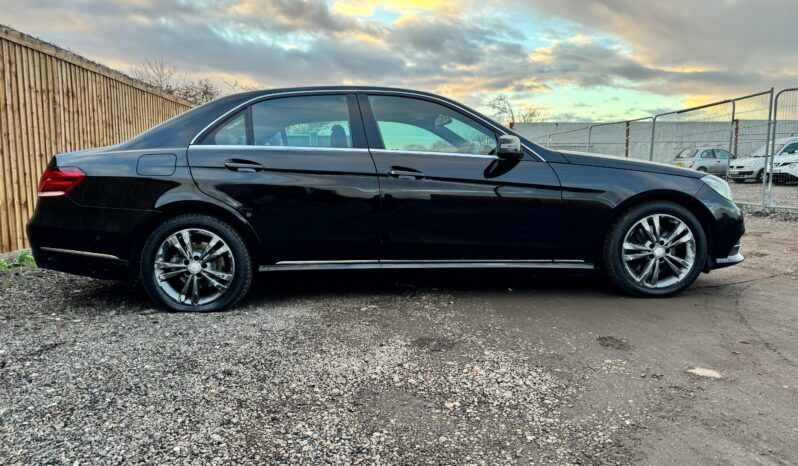 2014 Mercedes-Benz E-Class 2.1TD E300 SE Saloon 4d full