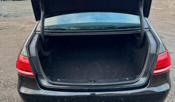2014 Mercedes-Benz E-Class 2.1TD E300 SE Saloon 4d full