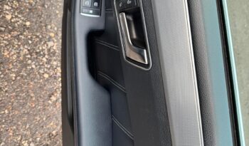 2014 Mercedes-Benz E-Class 2.1TD E300 SE Saloon 4d full