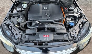 2014 Mercedes-Benz E-Class 2.1TD E300 SE Saloon 4d full